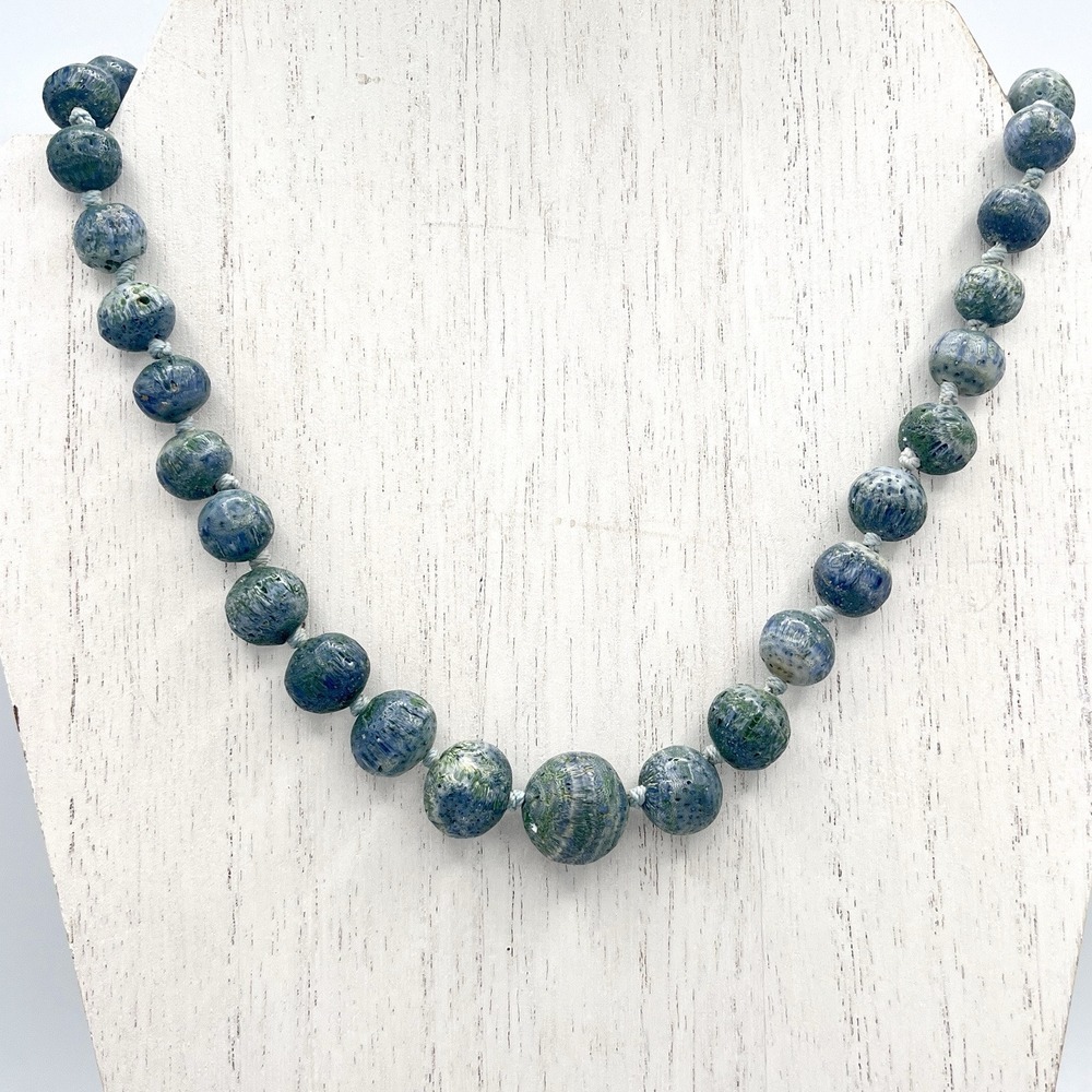 Vintage Les‎ Bernard Necklace Blue Green Gray Coral Graduated Bead 19.5"